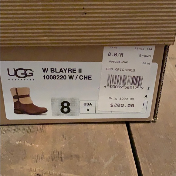 UGG booties - Picture 3 of 7
